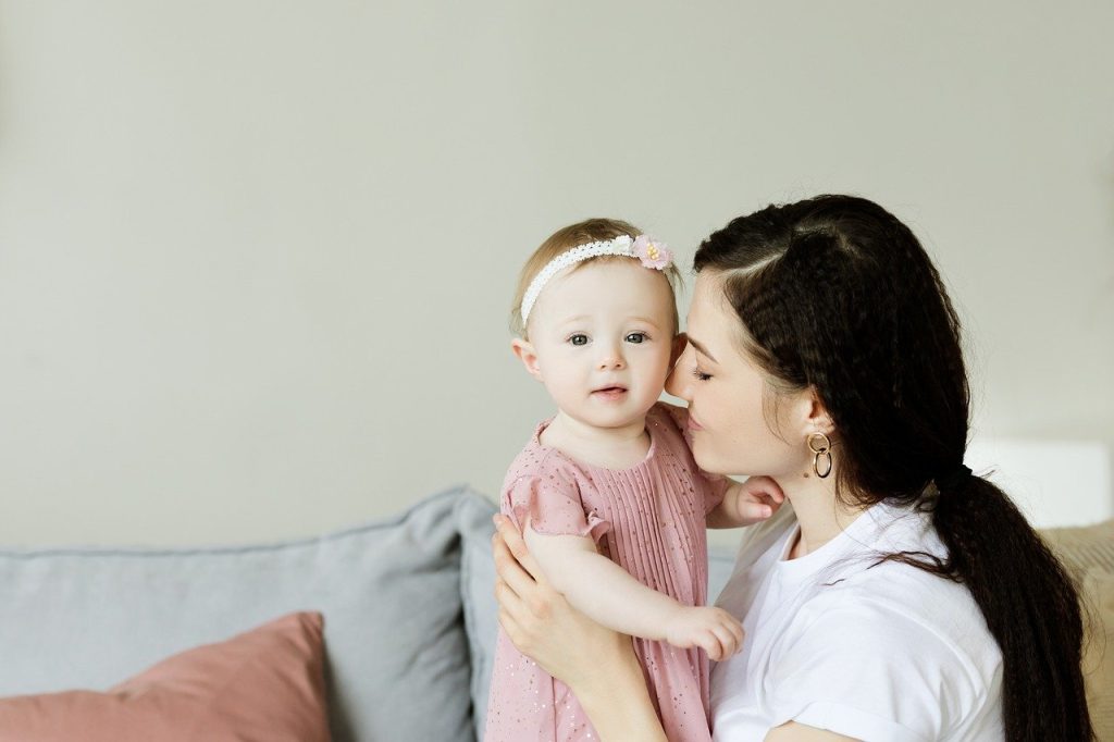 La voce della mamma allevia il dolore?